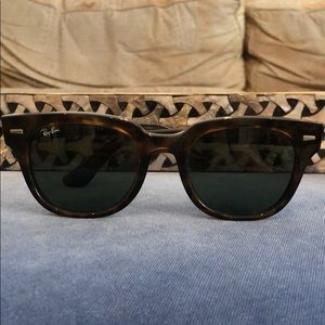 Ray Ban cat eye sunglasses